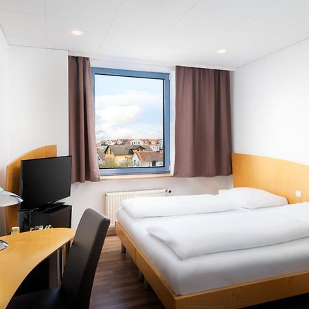 Mainstreet Hotel Дитценбах Екстериор снимка